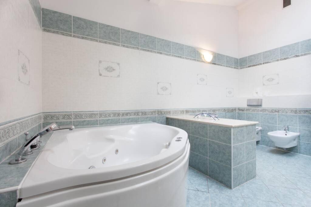 Florianska Penthouse Delux Leilighet Krasków Eksteriør bilde